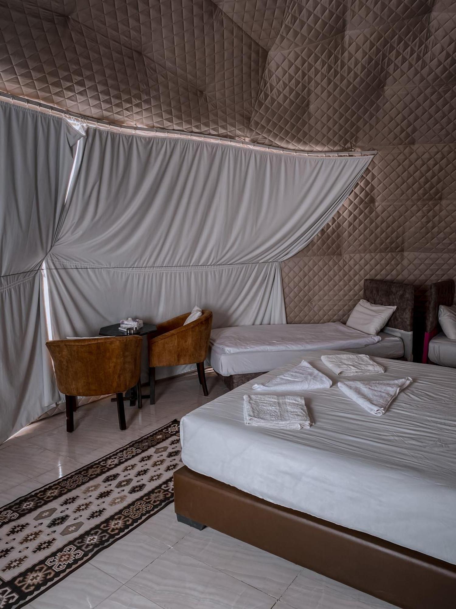 Rum Magic Luxury Camp Wadi Rum Eksteriør billede
